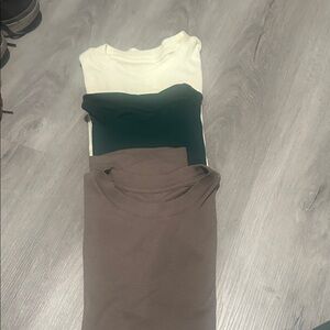 a new day Short Sleeve Tops - Ivory, Forest Green, Taupe